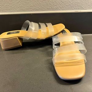 Jones New York nude Chunky Heel Mule with Clear straps